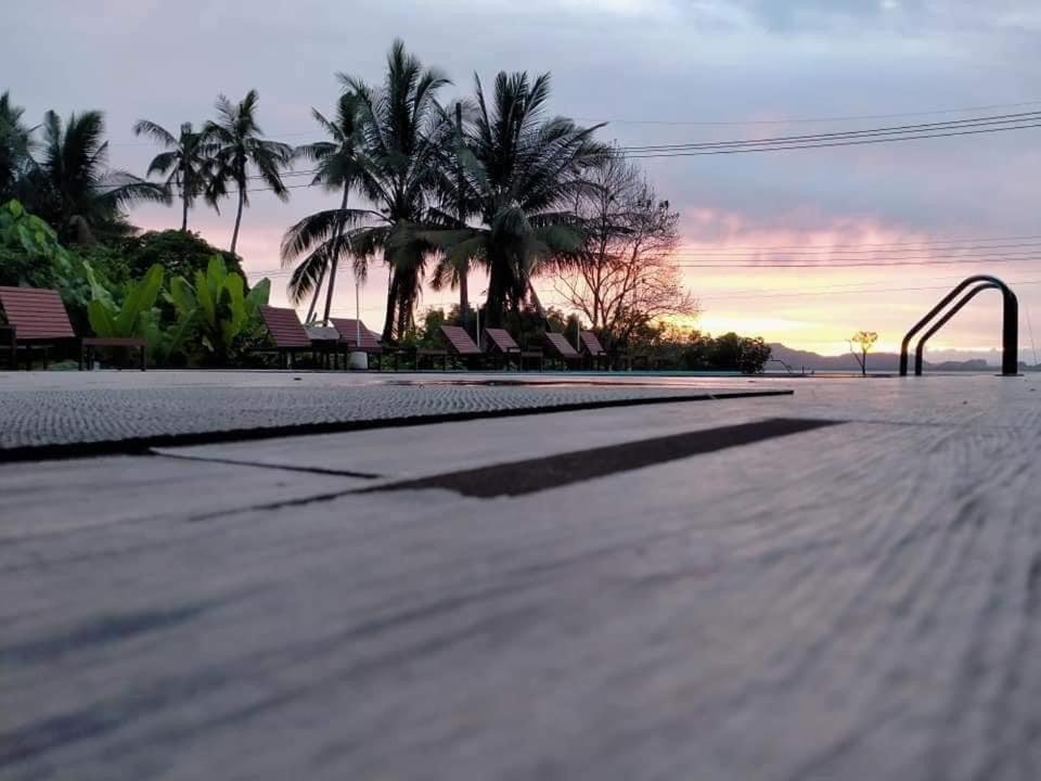 קו מוק Kohmook The Sun Great Resort מראה חיצוני תמונה